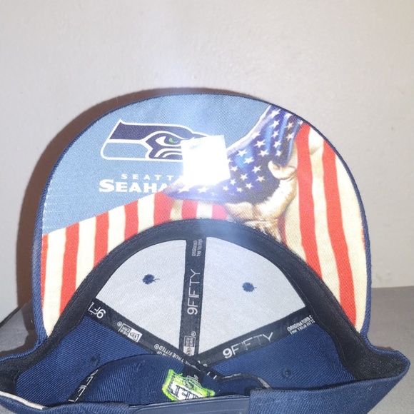 Seattle Seahawks New Era snapback hat, under bill w/American flag - Picture 3 of 3